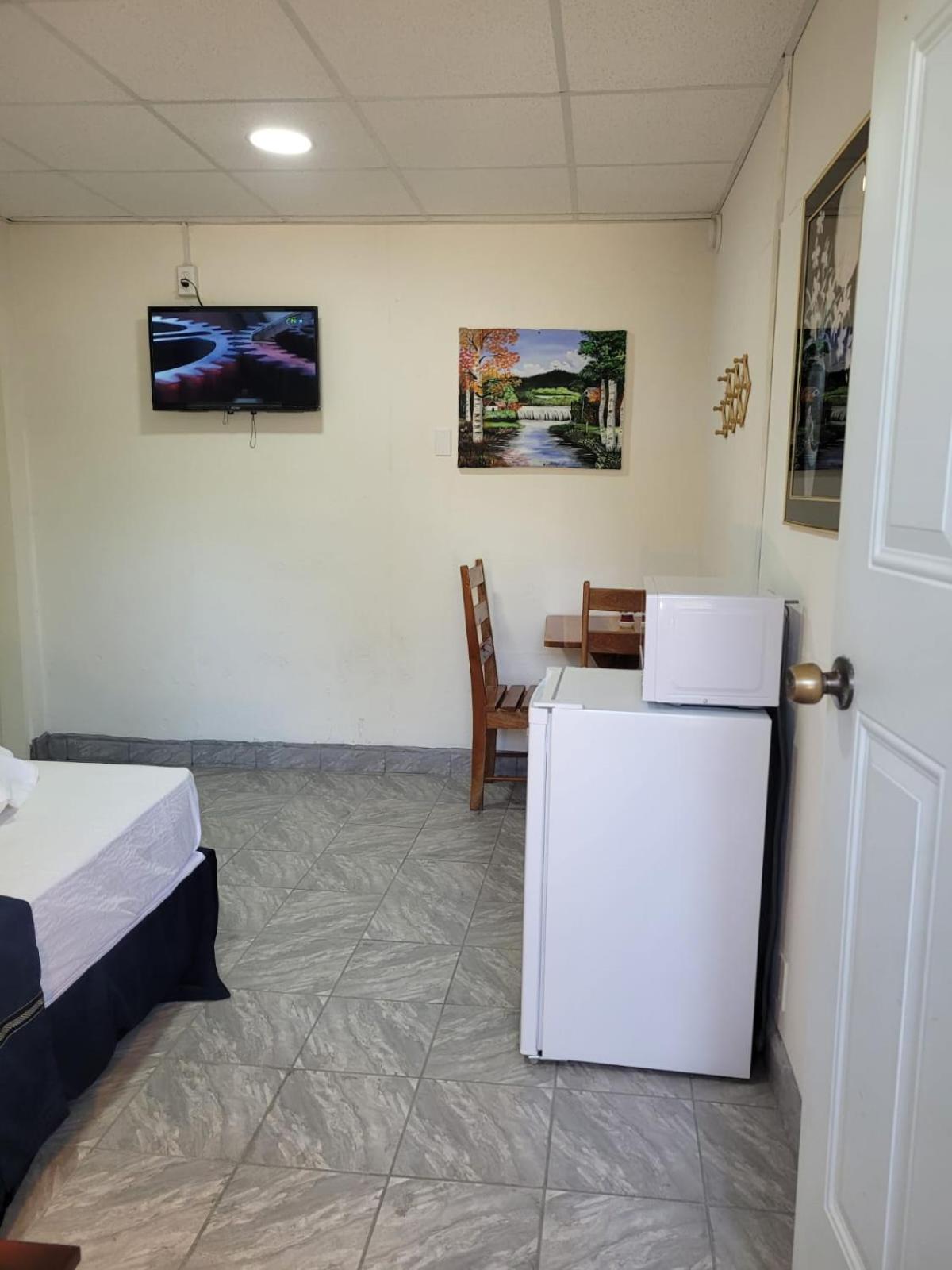 Saint Charles Inn, Belize Central America Punta Gorda Ngoại thất bức ảnh