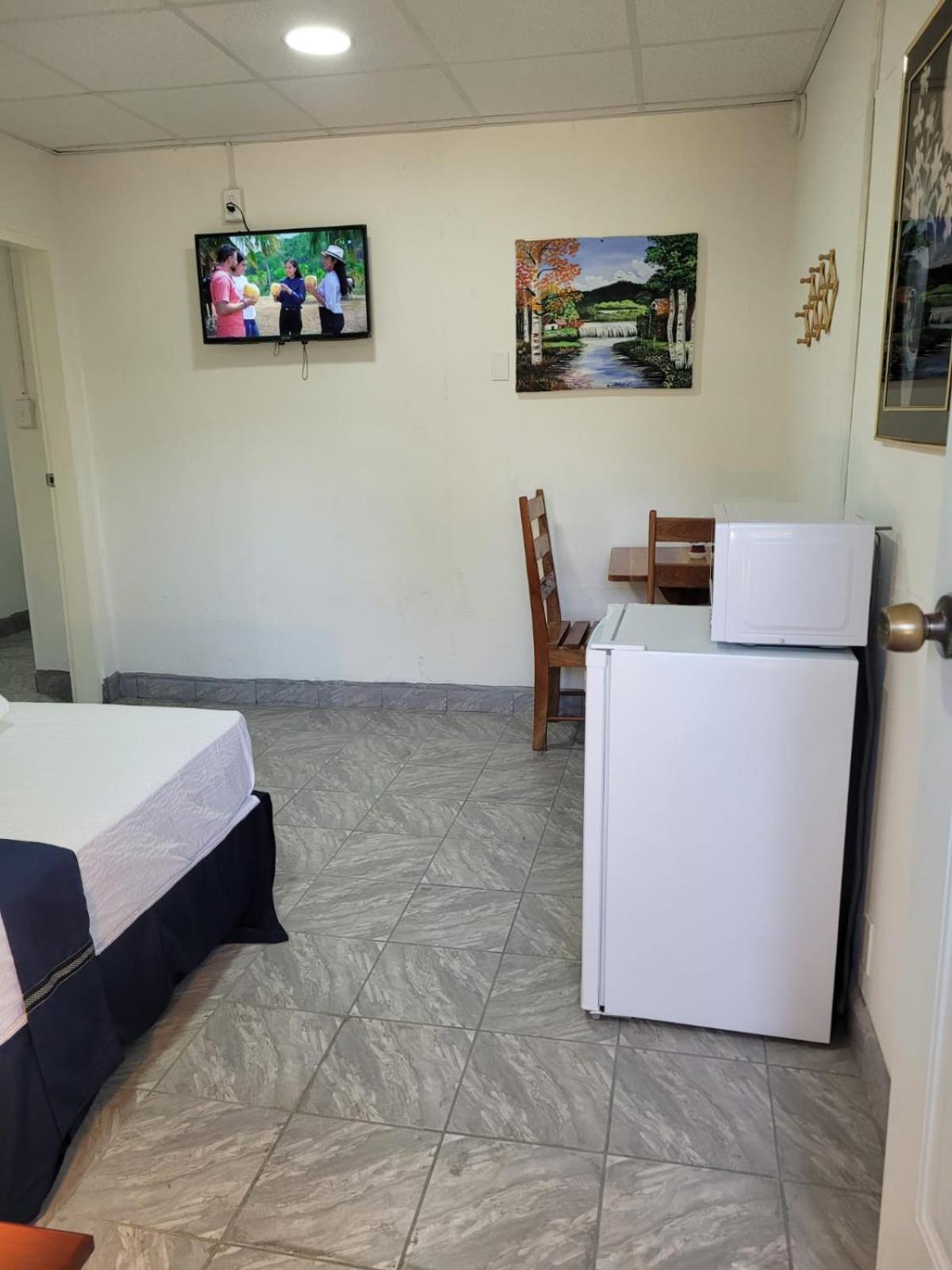 Saint Charles Inn, Belize Central America Punta Gorda Ngoại thất bức ảnh